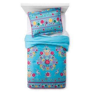 Pillow Fort (from Target) Fiesta colorful girls' floral comforter set. Queen.